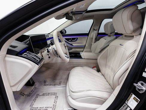 Used 2025 Mercedes-Benz S 63 AMG S image 8