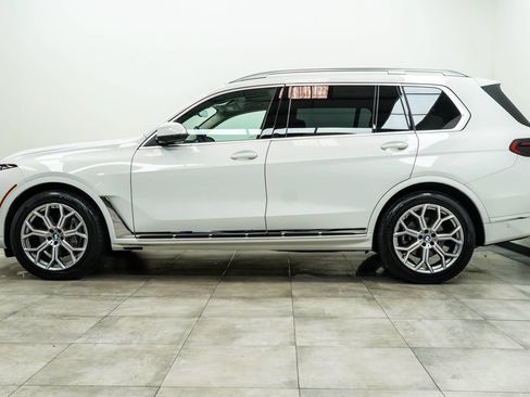 Used 2026 BMW X7 xDrive40i AWD/4WD image 8