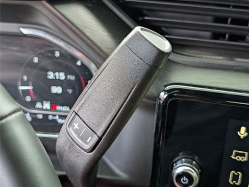 Used 2024 GMC Sierra 2500 AT4 w/ Technology Package AWD/4WD image 28