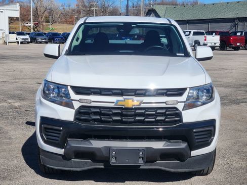 Used 2022 Chevrolet Colorado LT w/ Fleet Safety Package image 2
