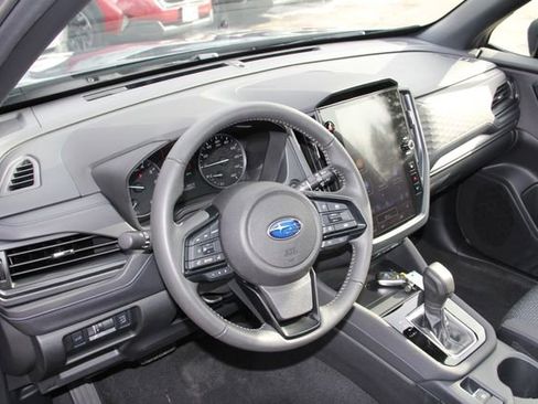 Certified 2025 Subaru Forester Premium image 17