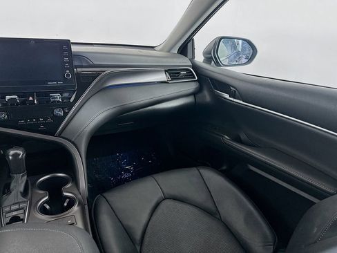 Used 2023 Toyota Camry XSE image 30