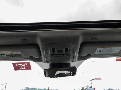 Certified 2024 Toyota Highlander XLE FWD image 12