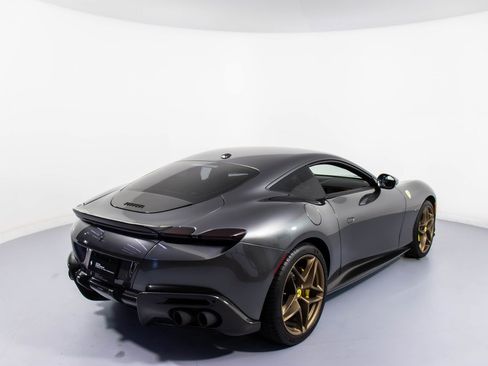 Certified 2024 Ferrari Roma image 2