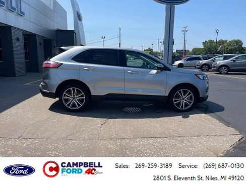 Certified 2024 Ford Edge Titanium AWD/4WD image 2