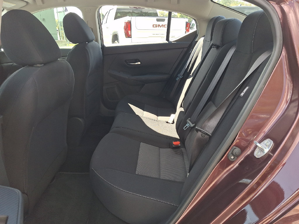 Used 2020 Nissan Sentra SV w/ Trunk Package FWD image 10