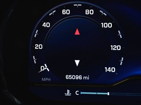 Used 2022 Chevrolet Tahoe LT w/ Luxury Package image 19