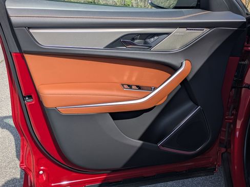 New 2026 Jaguar F-PACE R-Dynamic S image 21