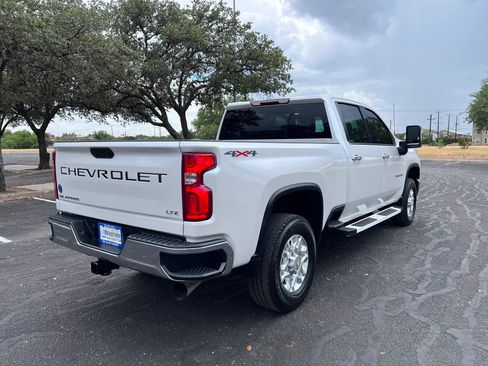Used 2024 Chevrolet Silverado 3500 LTZ AWD/4WD image 9