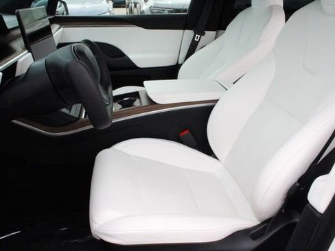 Used 2023 Tesla Model X AWD/4WD image 28