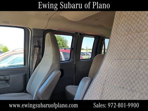 Used 2018 Chevrolet Express 3500 LT w/ LT Preferred Equipment Group RWD image 7
