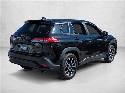 Used 2024 Toyota Corolla Cross S image 5