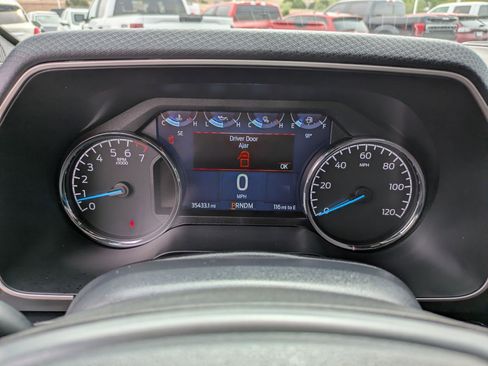 Used 2022 Ford F150 XLT w/ Equipment Group 302A High image 19