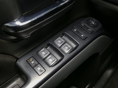 Used 2019 Chevrolet Silverado 1500 LT w/ All Star Edition image 30