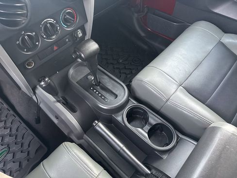 Used 2008 Jeep Wrangler X image 17