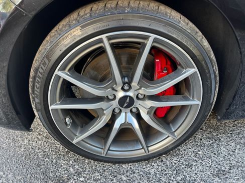 Used 2025 Genesis G70 2.5T image 30