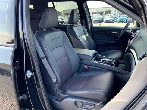 Used 2024 Honda Ridgeline Black Edition image 9