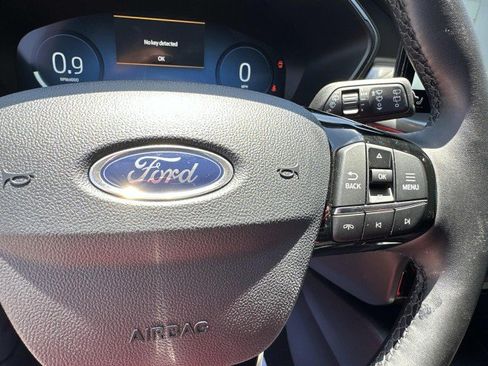 Used 2025 Ford Escape Active w/ Active Premium Tech Pack FWD image 25
