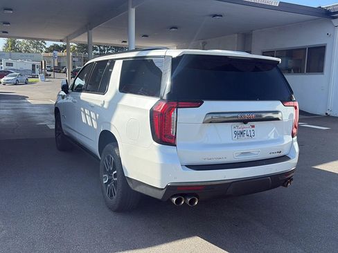 Used 2023 GMC Yukon XL AT4 w/ AT4 Premium Package AWD/4WD image 5