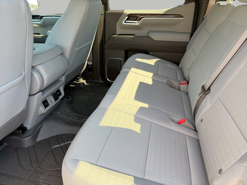 New 2026 Chevrolet Silverado 1500 RST w/ Redline Edition RWD image 17