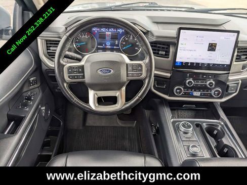 Used 2023 Ford Expedition Max XLT image 18