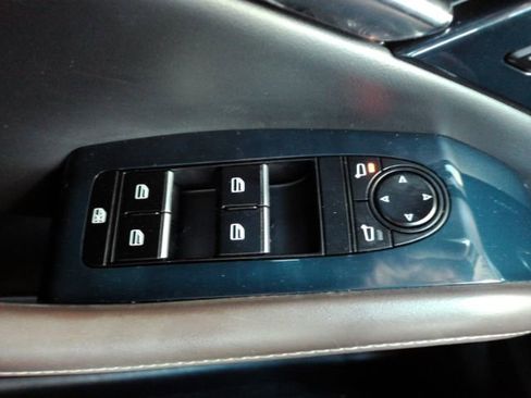 Used 2020 MAZDA CX-30 AWD w/ Premium Package image 32