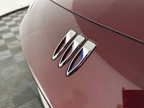 Used 2025 Buick Envista Preferred w/ Convenience I Package image 32