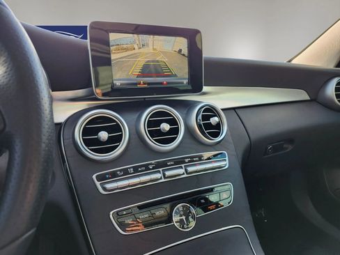 Used 2017 Mercedes-Benz C 300 4MATIC Sedan image 18