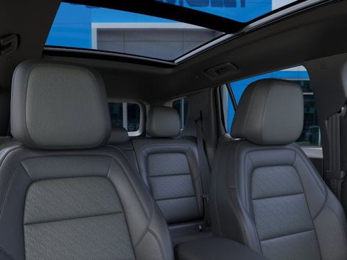 New 2026 Chevrolet Equinox LT image 24