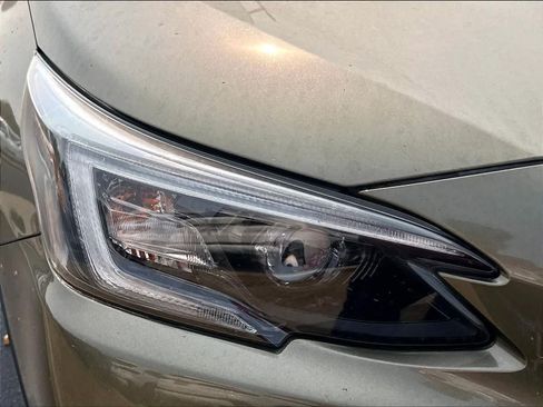 Used 2021 Subaru Outback Premium AWD/4WD image 30
