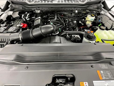 New 2026 Ford F350 Lariat w/ Chrome Package image 12