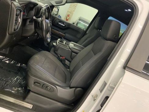 Used 2019 Chevrolet Silverado 1500 LT w/ Convenience Package AWD/4WD image 11