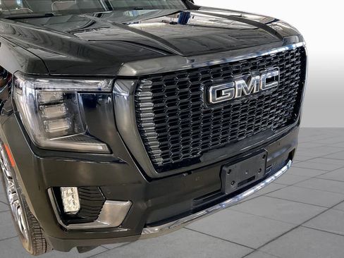 Used 2023 GMC Yukon XL Denali Ultimate AWD/4WD image 29