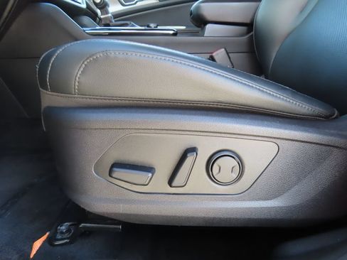 Certified 2023 Kia Sportage SX AWD/4WD image 9