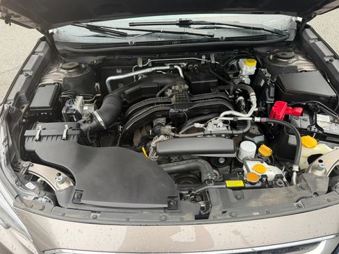 Used 2022 Subaru Outback Premium AWD/4WD image 26