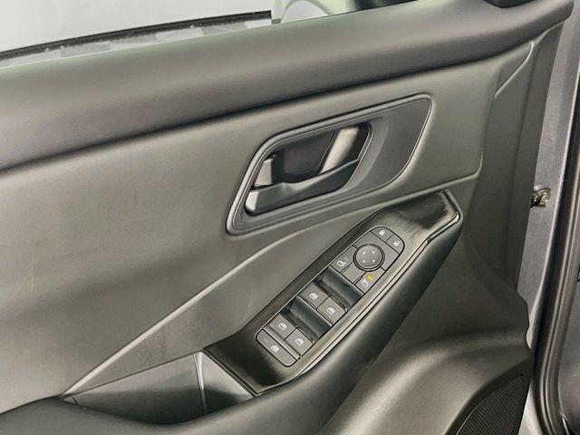 New 2026 Nissan Rogue S FWD image 17