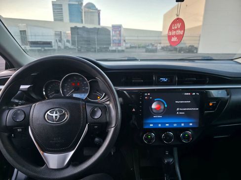 Used 2014 Toyota Corolla L FWD image 15