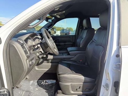 Used 2022 RAM 2500 Limited image 11