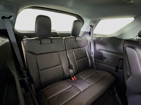 Used 2022 Ford Explorer Limited w/ Equipment Group 301A image 29