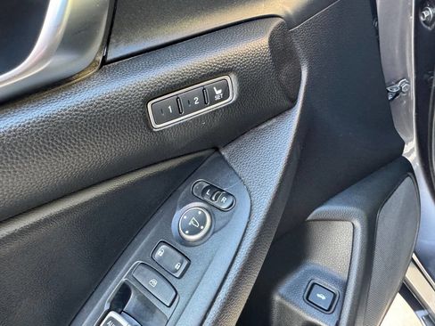 Used 2022 Honda Accord Touring image 15