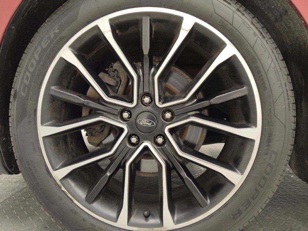 Used 2018 Ford Taurus SEL w/ Equipment Group 201A FWD image 31
