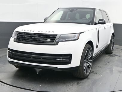 New 2025 Land Rover Range Rover SE