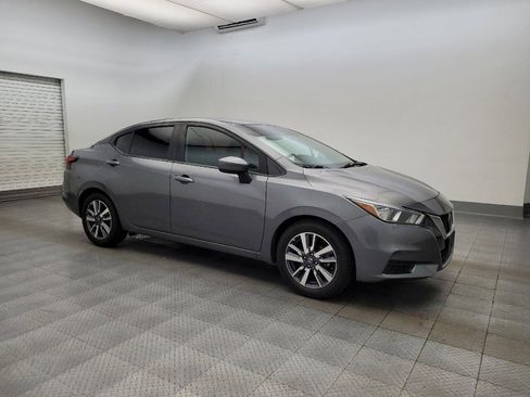 Used 2020 Nissan Versa SV image 11
