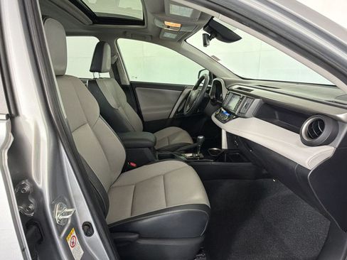 Used 2017 Toyota RAV4 Limited FWD image 25
