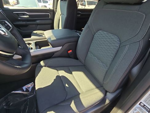 New 2026 RAM 1500 Big Horn AWD/4WD image 15