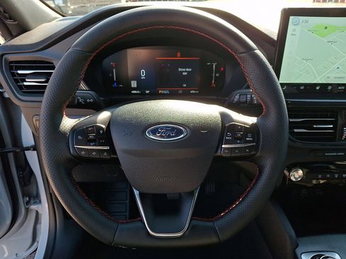 Used 2026 Ford Escape ST-Line w/ Tech Pack #1 AWD/4WD image 21
