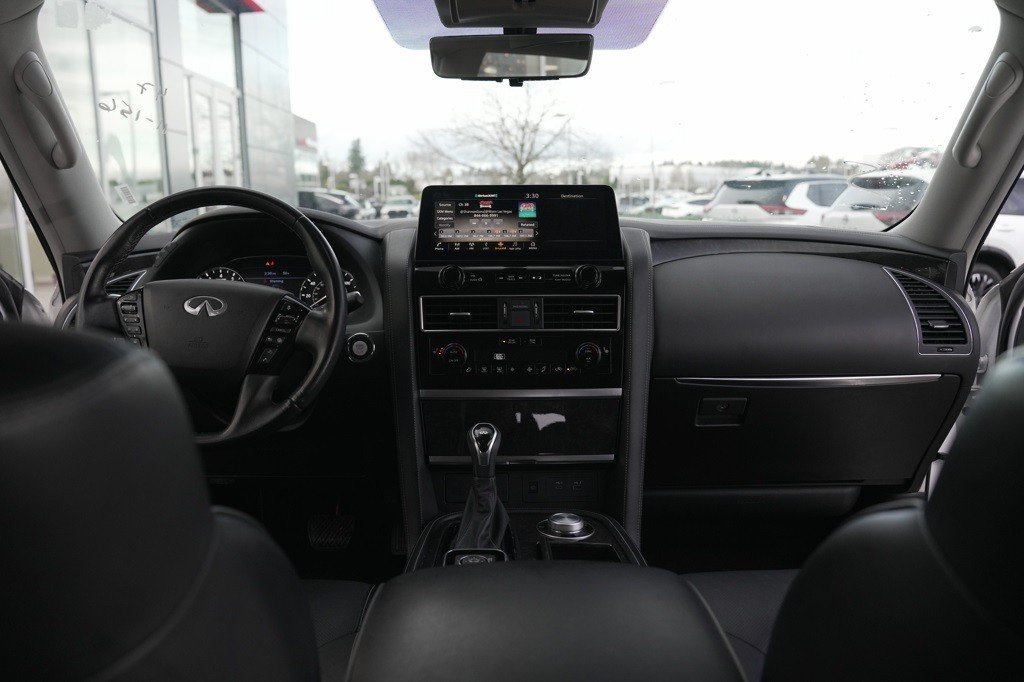 Used 2024 INFINITI QX80 Luxe AWD/4WD image 18