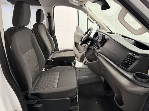 Used 2023 Ford Transit 250 Low Roof AWD image 11
