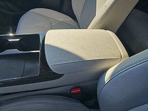 New 2026 Hyundai Tucson Limited image 24