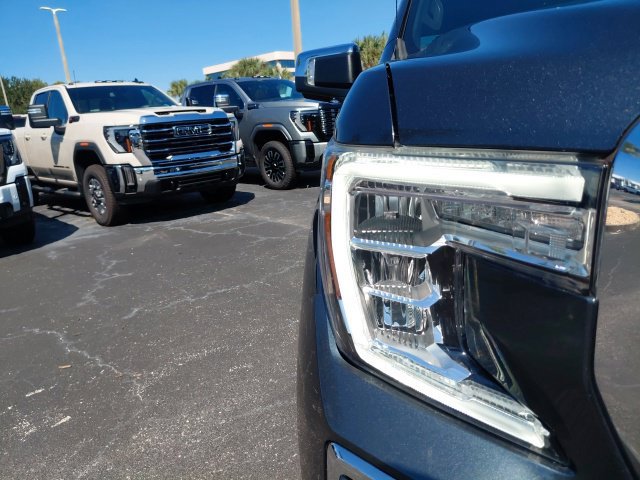 Used 2021 GMC Sierra 1500 Denali w/ Technology Package RWD image 10